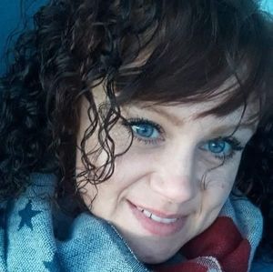 Meet your Posher, Johnette